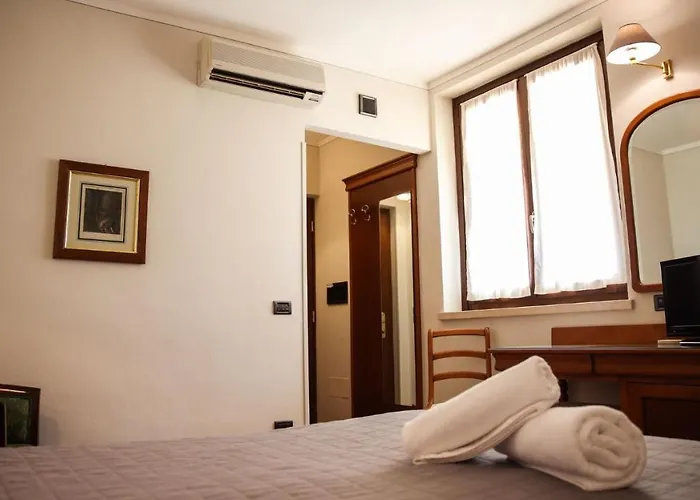 Bagno Santo بيت ضيافة ساتورنيا
