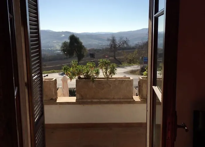 Bagno Santo بيت ضيافة